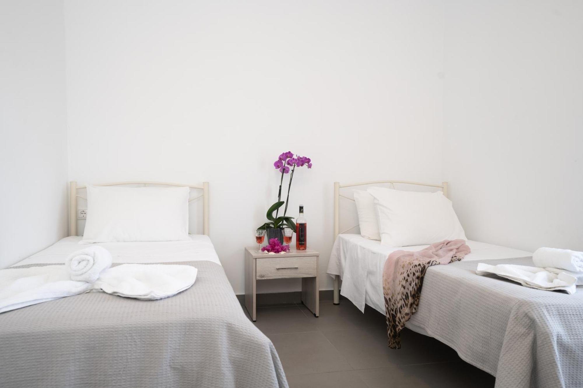 Spilia Apartments & Suites Mykonos Agrari  Exteriör bild