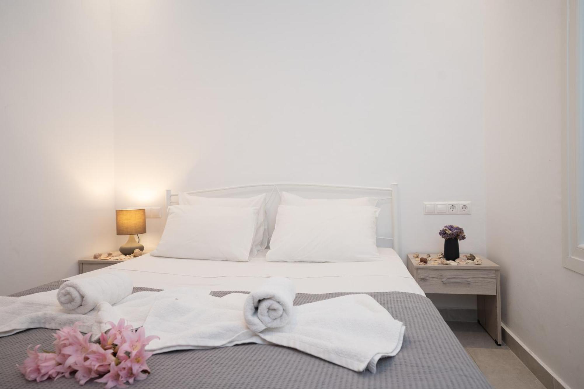 Spilia Apartments & Suites Mykonos Agrari  Exteriör bild